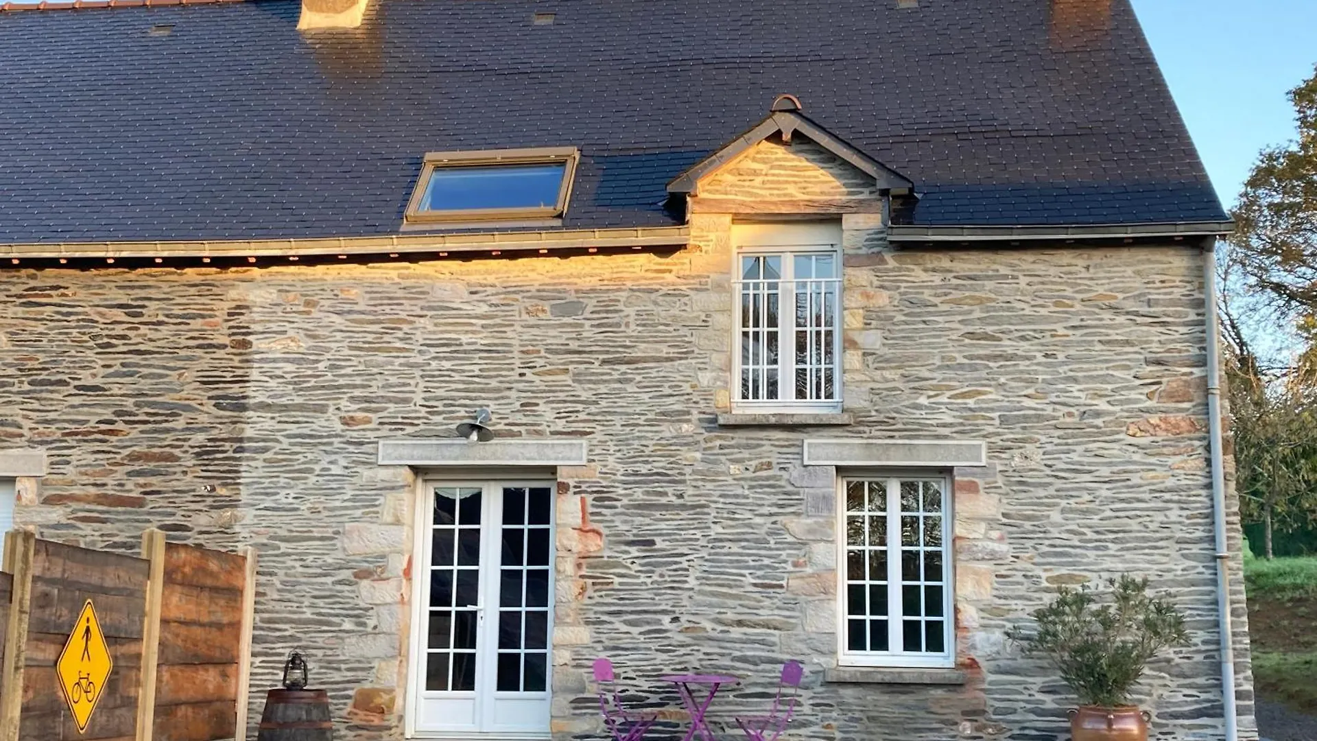 Les Palis De Sert La Chapelle-de-Brain